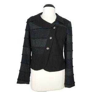 INSIGHT size 10 Black Blazer Three Button Closure